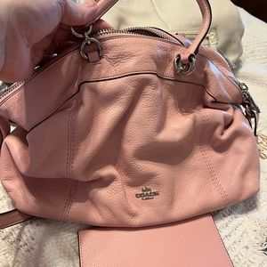 Coach leather hand bag light pink